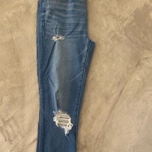 American Eagle “The Dream Jean” Jeans